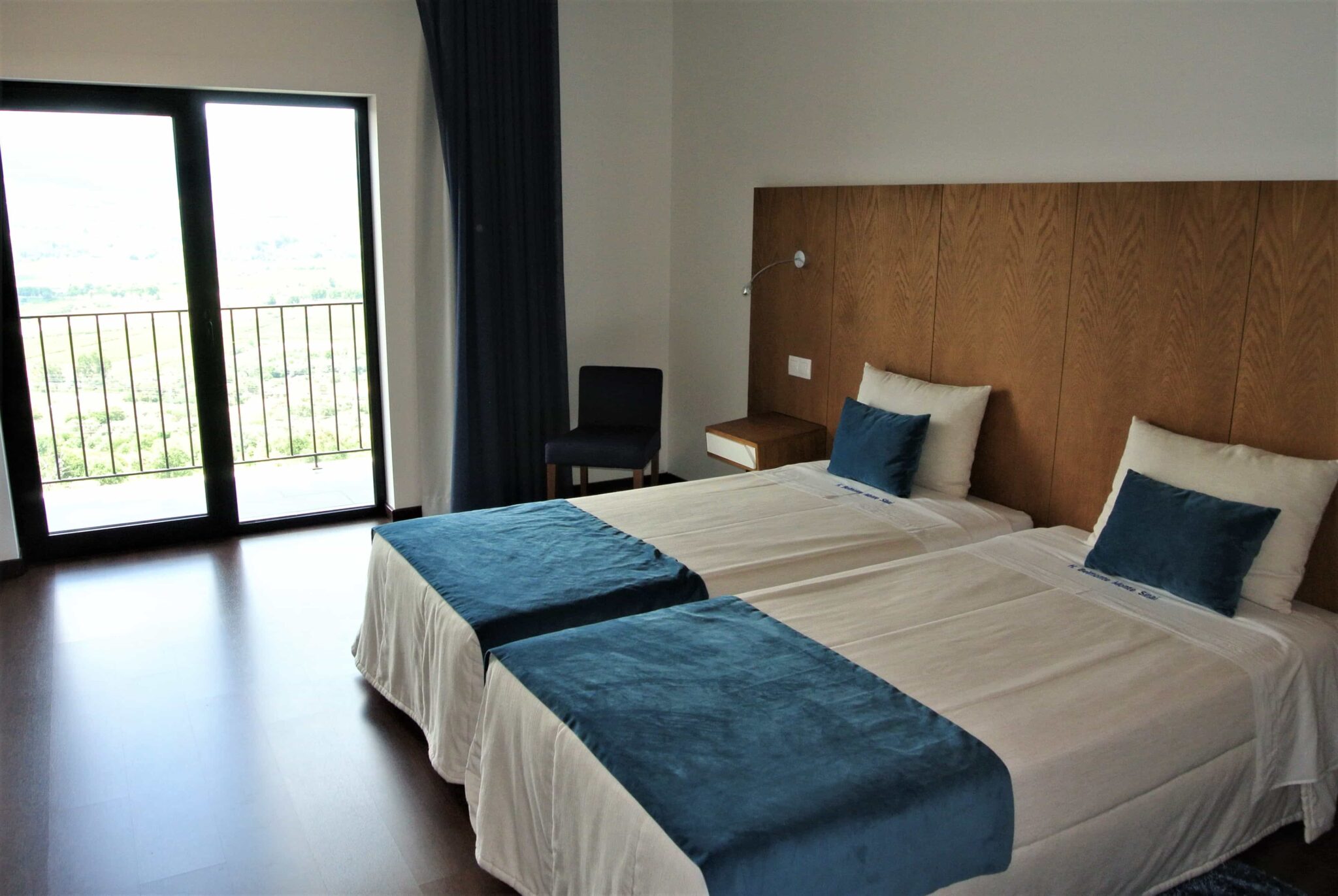 【ポルトガル/ベルモンテ】なぜブラジル国旗がポルトガルに?大航海時代に思いを馳せ歩く、緑に囲まれた町、ベルモンテ|オレンジの屋根